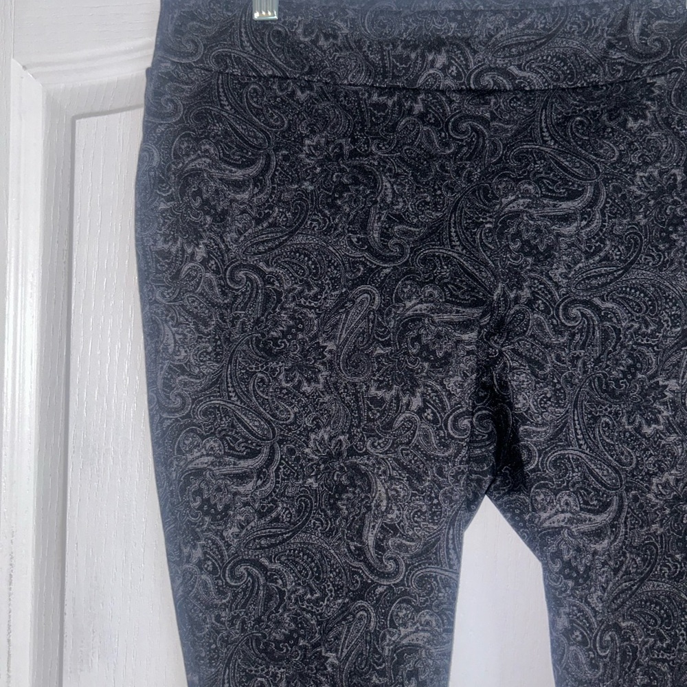 White House Black Market Charcoal Paisley Trousers
